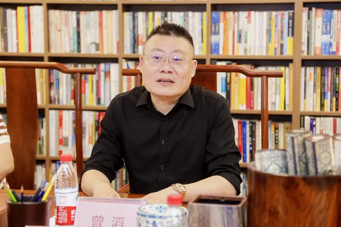 深圳书房（南山）挂牌仪式暨《深圳作家群》项目启动仪式成功举办