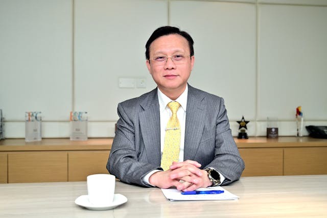 特朗普重掌东厂西厂唯染指军队遭遇挫折| 本社编辑部- 灼见名家